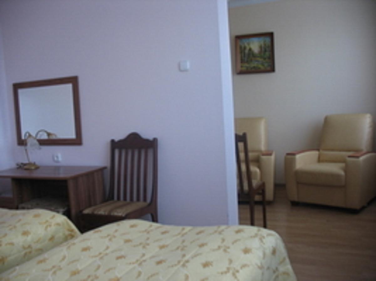 Hotel Lida Buitenkant foto